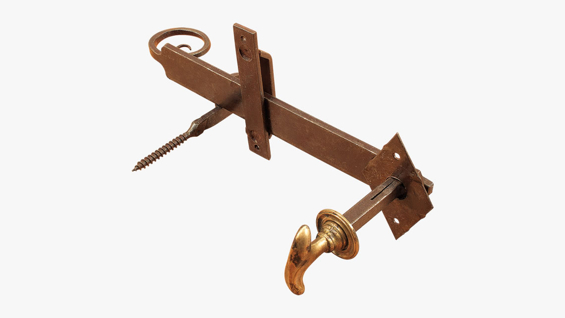 Forged iron thumb latch