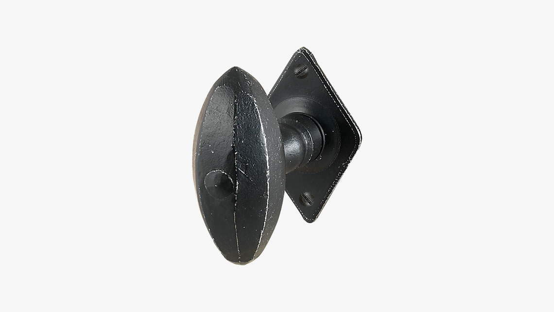 Forged iron turnable door knob handle