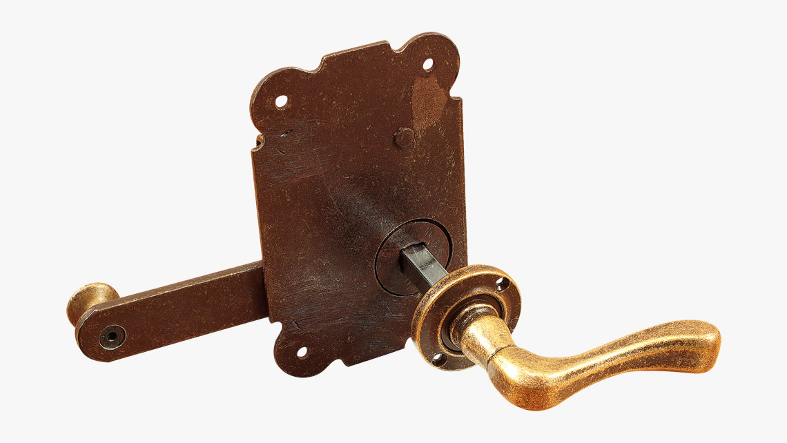 Iron thumb latch